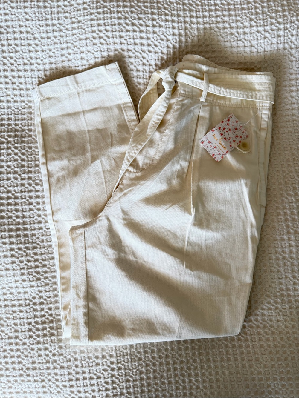 NWT Free People High-Waisted ’90s Peg Pants Ivory Size 4 - Picture 6 of 12